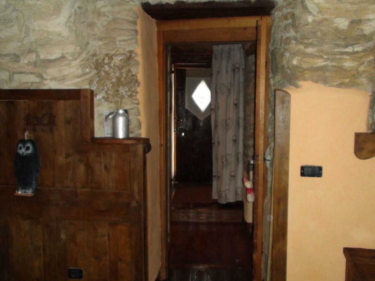 Le Petit Château de Vetan Saint-Pierre Exterior foto